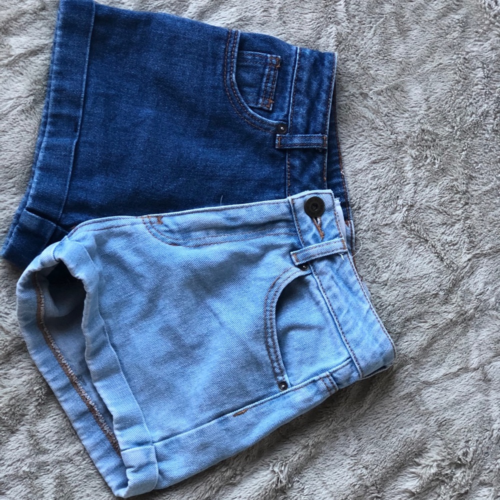 Bullhead two toned high waisted shorts